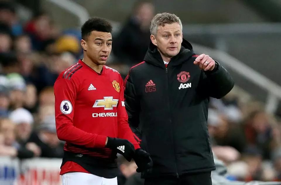 和整个足球 和整个足球